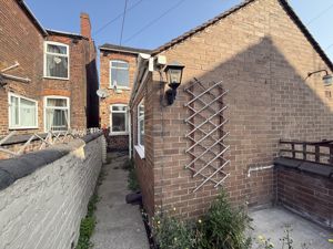 Photo 17- click for photo gallery